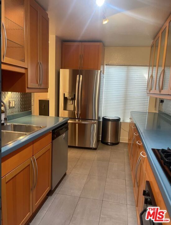 Building Photo - 1940 Highland Ave