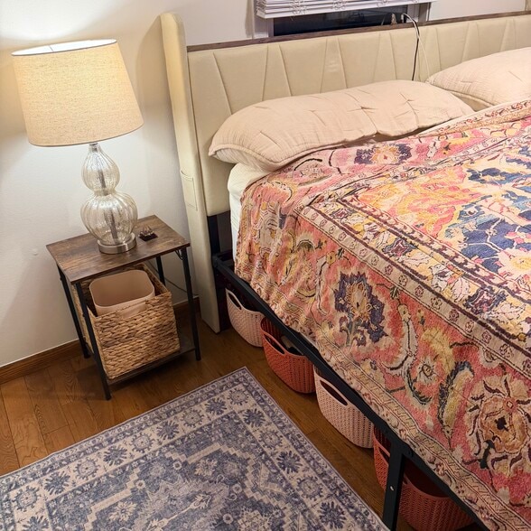 Building Photo - 821 Melbourne St