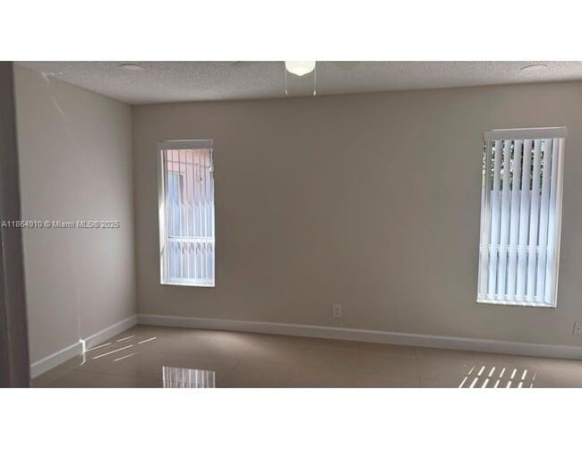 Building Photo - 282 NW 41st Way