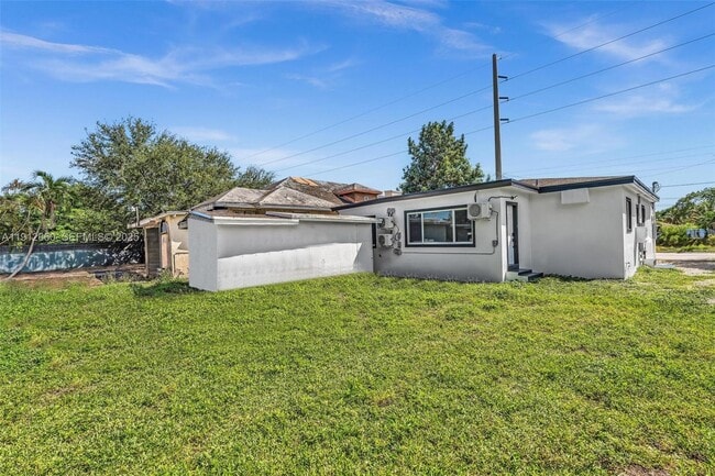 Building Photo - 797 NW 35th St