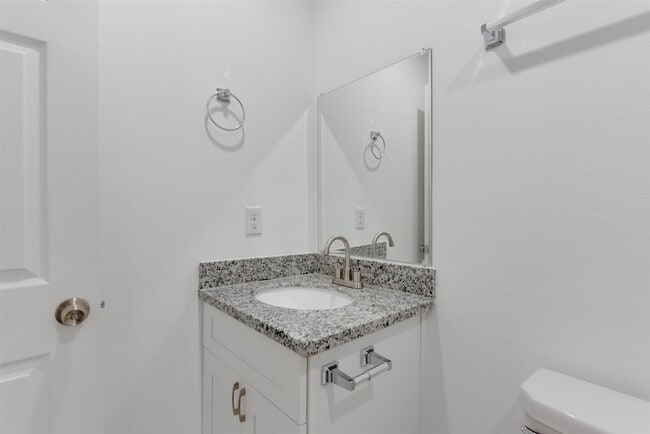 Building Photo - 8126 Sterlingshire St