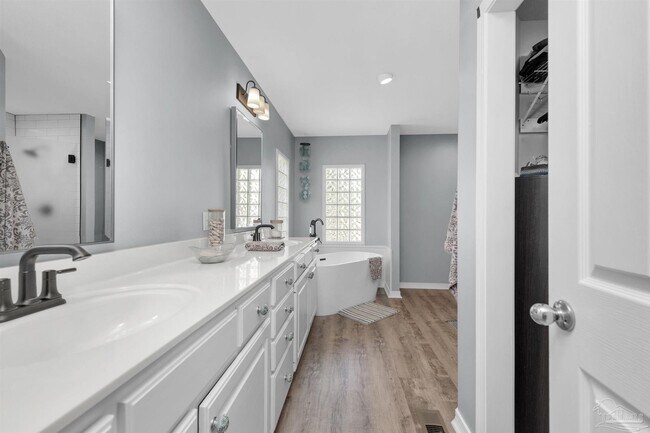 Building Photo - 8905 Binnacle Ct