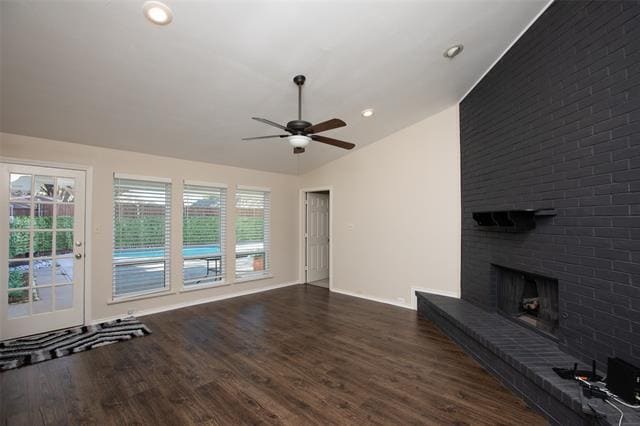 Building Photo - 705 Greenway Dr