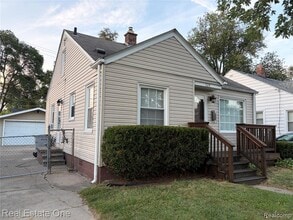 Building Photo - 524 Manatee Ave