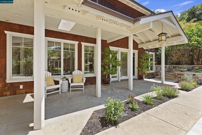 Building Photo - 1754 Reliez Valley Rd