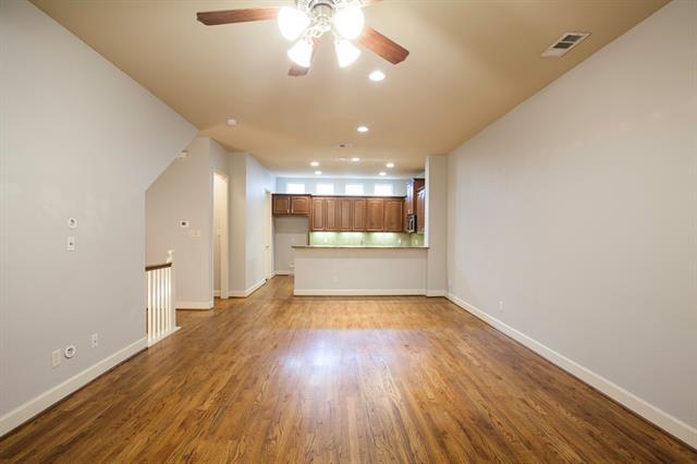 Building Photo - 5124 Belmont Ave