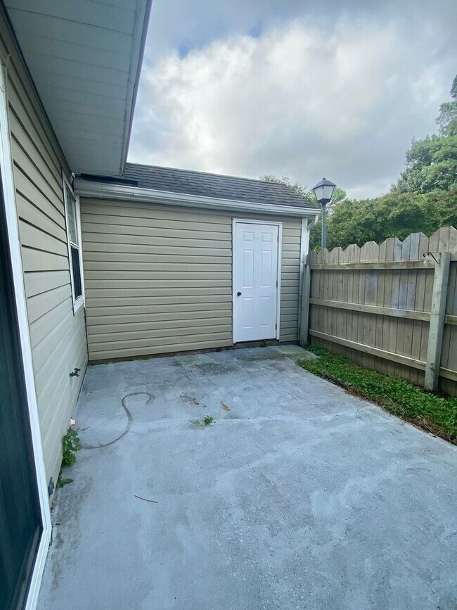 Building Photo - Columbus Station Condo