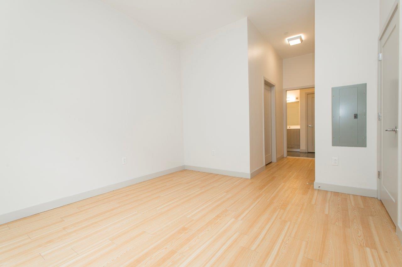 Building Photo - 320 D St
