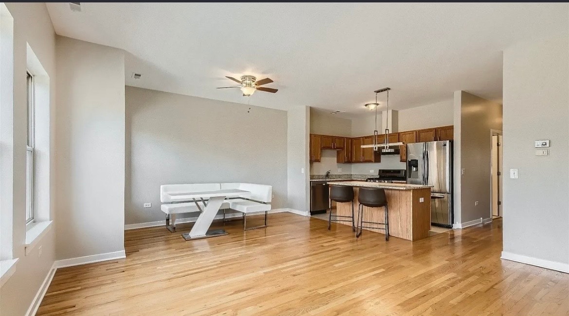 Building Photo - 4108 S Drexel Blvd