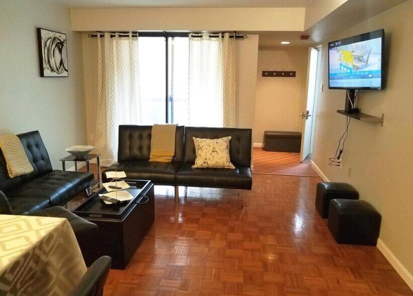 Living room, w/ apt entrance on right - 516 S 12th St