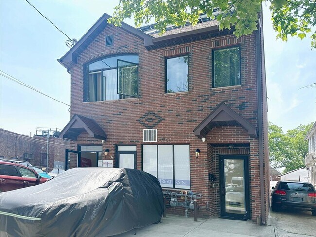 Building Photo - 7736 169th St