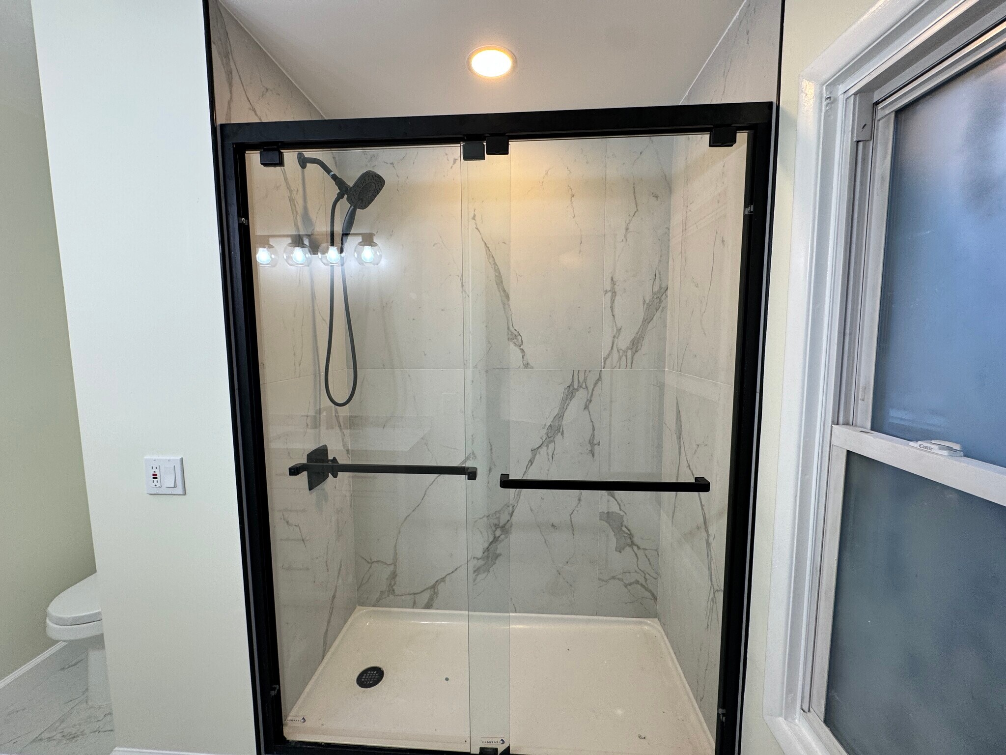 Bathroom - 651 Quinnipiac Ave