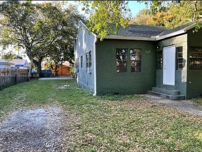 Building Photo - 342 NW 43rd St