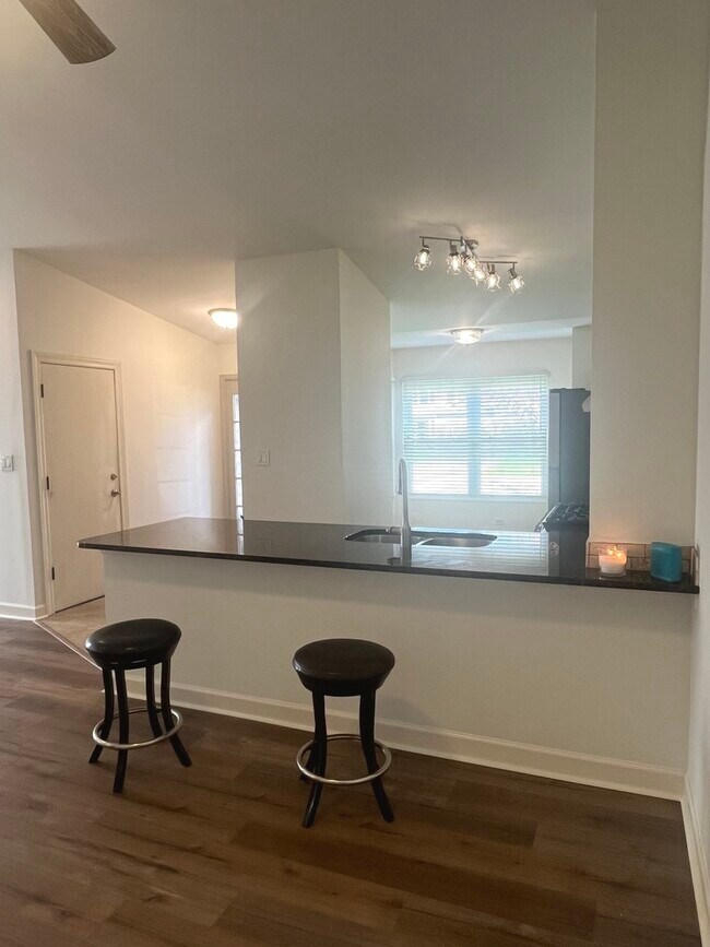 Building Photo - 1830 Shetland Rd