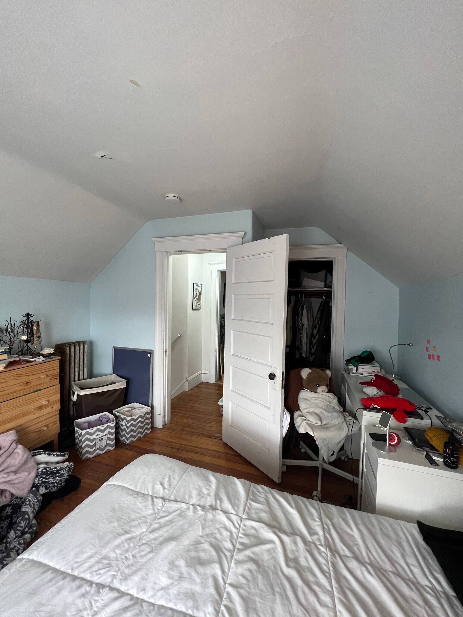 Building Photo - 11 Burnham St