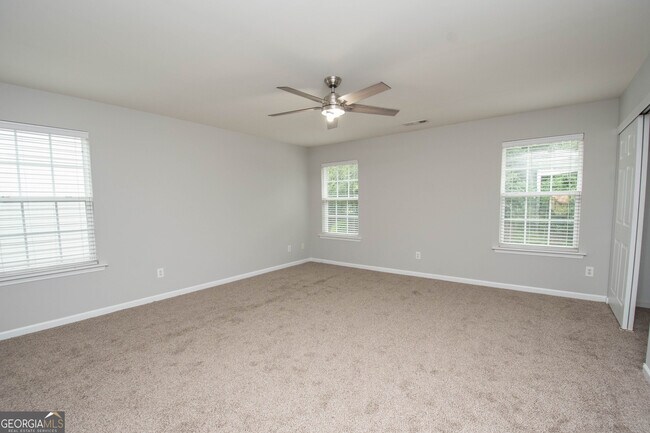 Building Photo - 179 Scenic Hills Dr