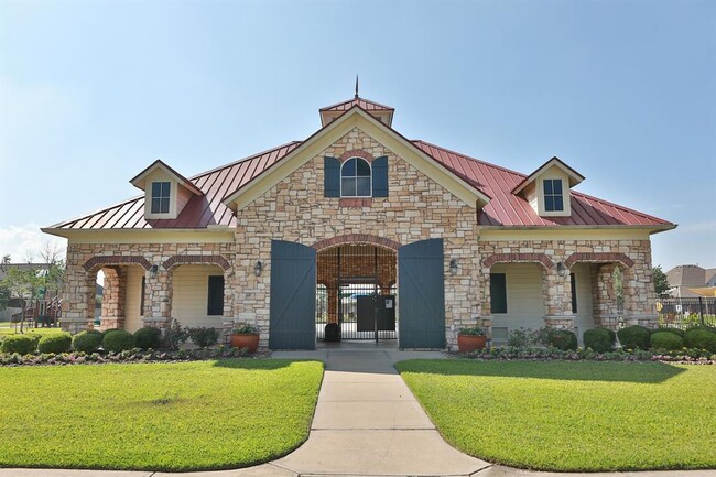 Building Photo - 17222 Leeside Dr