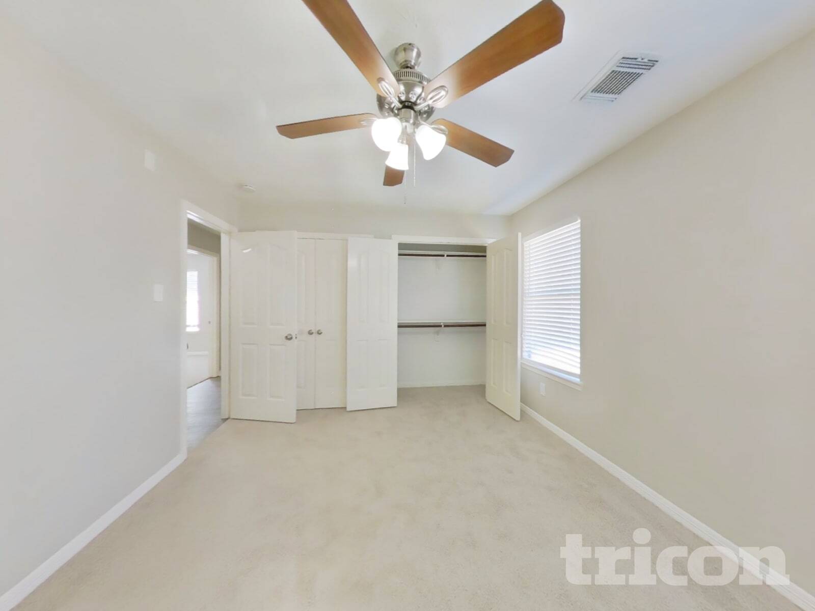 Building Photo - 24307 Hard Wood Dr