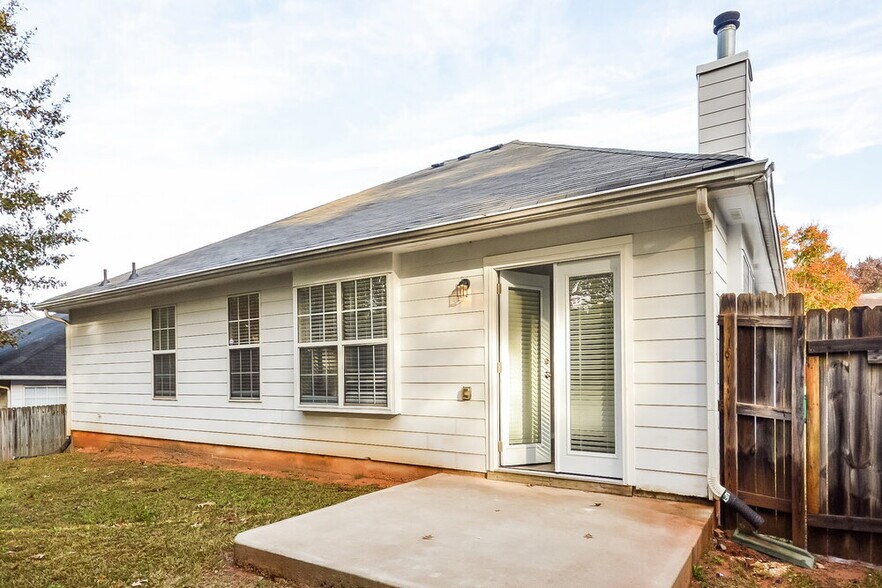 Building Photo - 4897 Truitt Ln