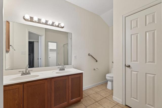 Building Photo - 3705 Redwood Cir