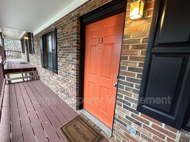 Building Photo - 204 Calhoun St