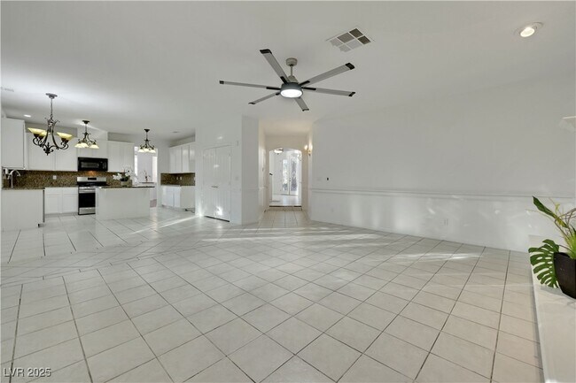 Building Photo - 249 Gentle Springs Dr