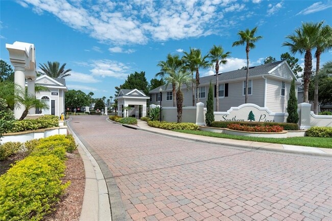 Building Photo - 1300 Eastern Pecan Pl