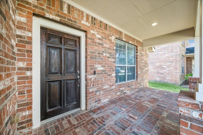 Building Photo - 711 Shenandoah Falls Ln