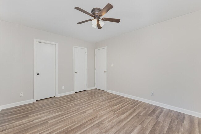 Building Photo - 8503 Beechbrooke Rd