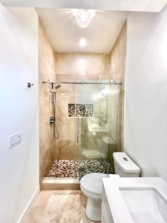 Building Photo - 1112 Tomato Aly