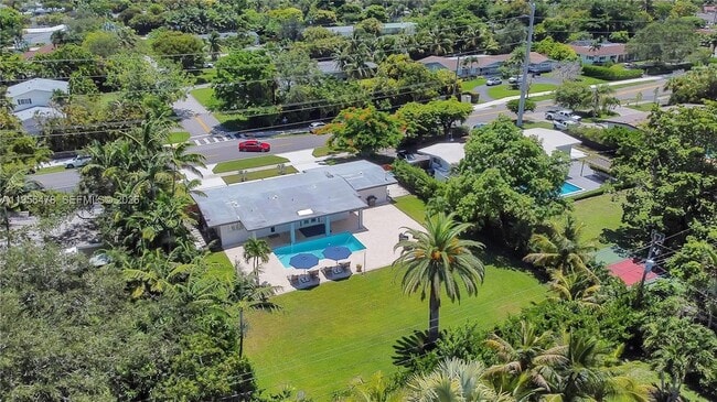 Building Photo - 8015 SW 136th St