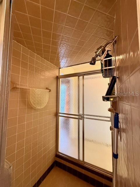 Building Photo - 2460 W Marion Ave