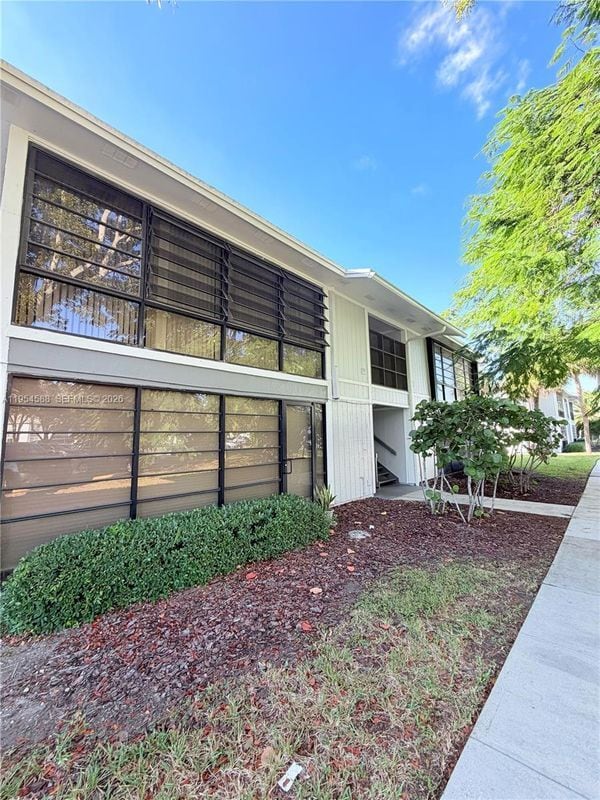 Building Photo - 9729 Hammocks Blvd