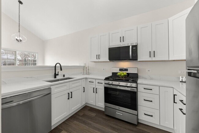 Building Photo - 117 Enclave Cir