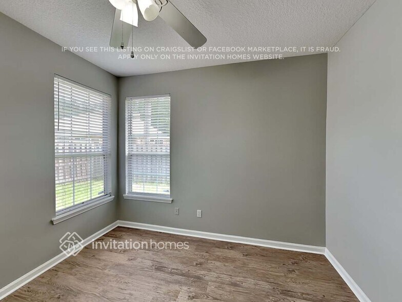 Building Photo - 4000 Sioux Cir