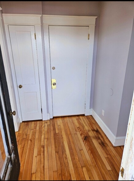 Building Photo - 37 3rd St