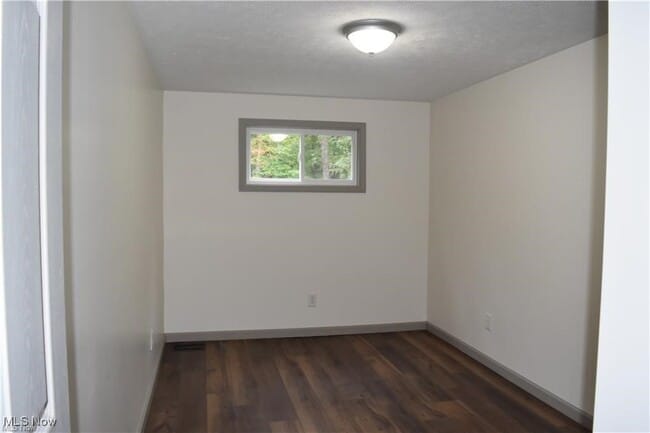 Building Photo - 205 McFadden St