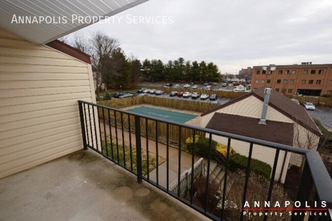 Building Photo - 2572 Riva Rd