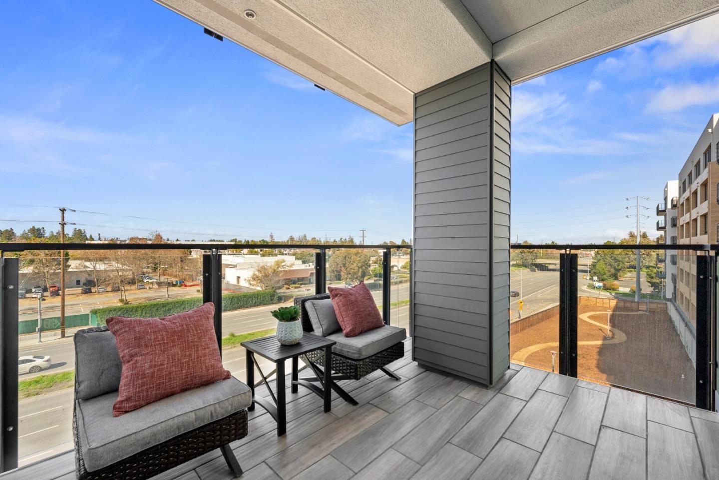 Building Photo - 3578 Rambla Pl