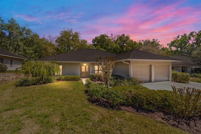 Primary Photo - 3025 W Bermuda Dunes Dr