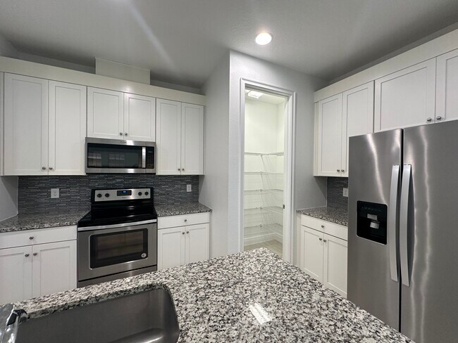 Building Photo - 15479 Sugar Citrus Dr