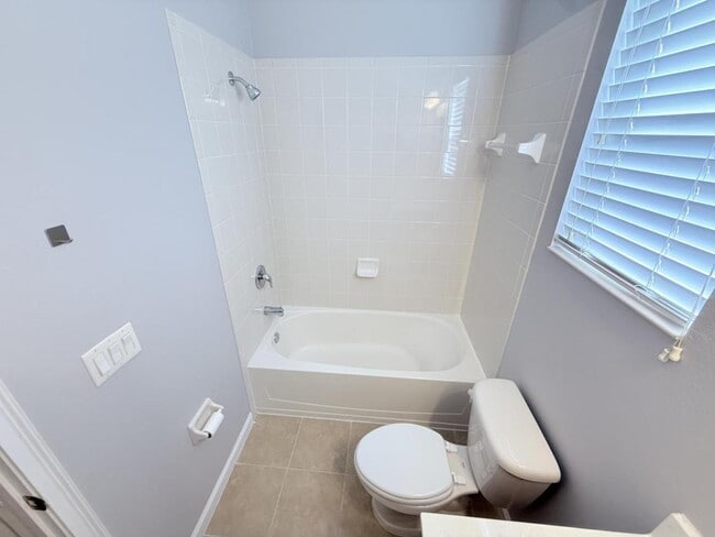 Building Photo - 1888 Compass Flower Way