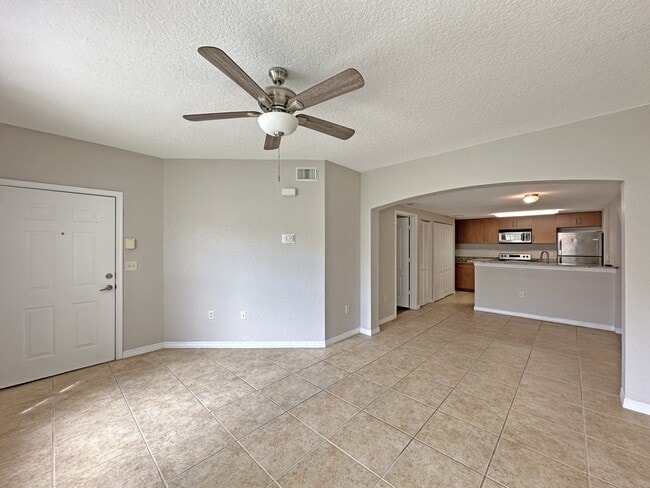 Building Photo - 152 SW Peacock Blvd