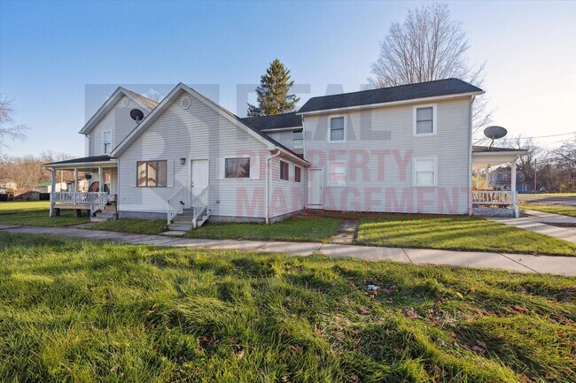 Primary Photo - 6256 Wayland Rd