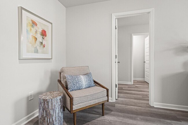 Building Photo - BRAND NEW 3 Bed 2.5 bathroom townhomes in Gainesville!