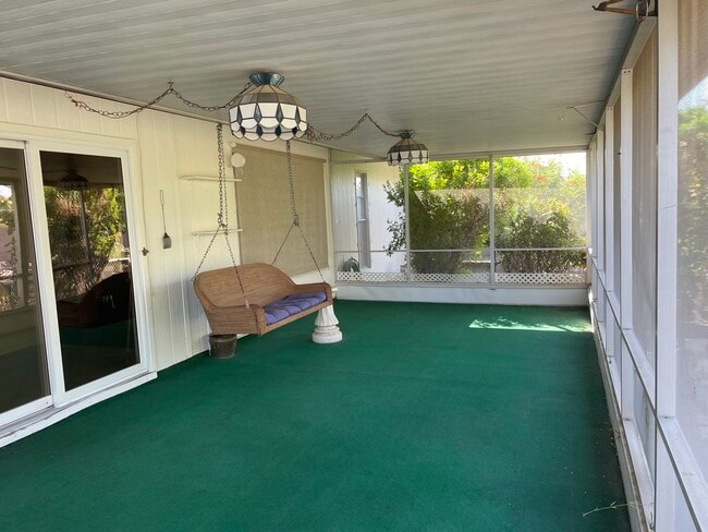 Building Photo - 17622 N Jasmine Dr