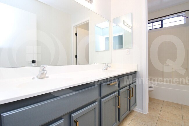 Building Photo - 3538 S Cupertino Dr