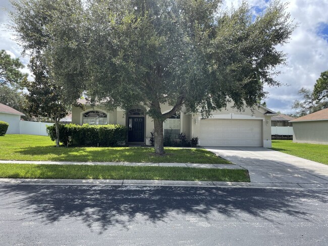 Building Photo - Beautiful 4-Bedroom, 2-Bath House Availabl...