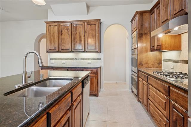 Building Photo - 10032 Gentry Dr