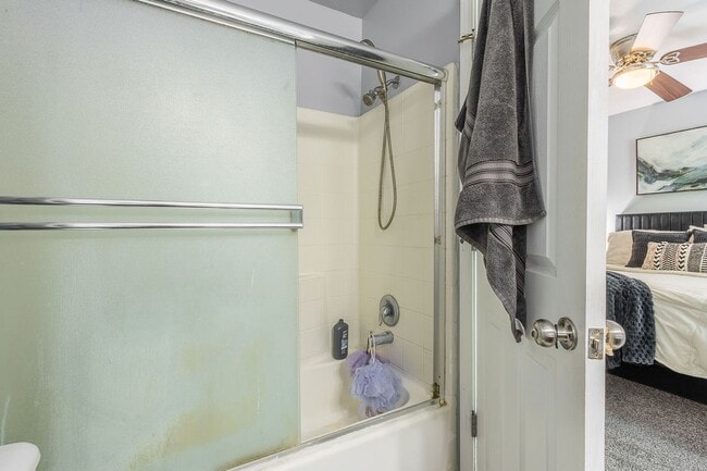 Building Photo - Newly Renovated 3 bed 2 bath home in the heart of MERIDIAN